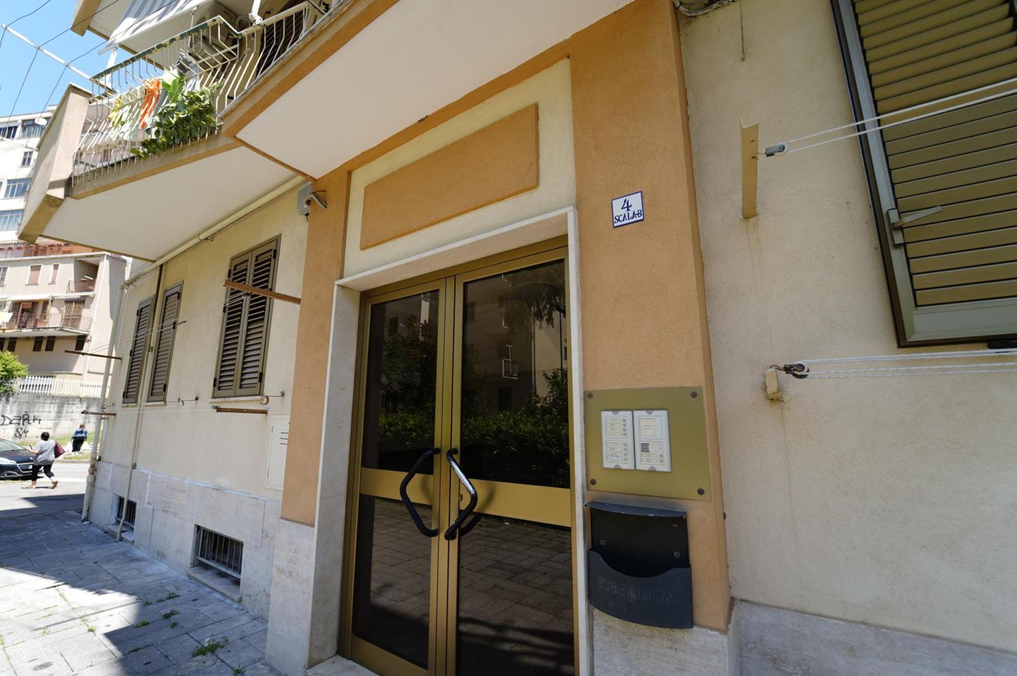 Ritz Salerno Apartment Exterior photo
